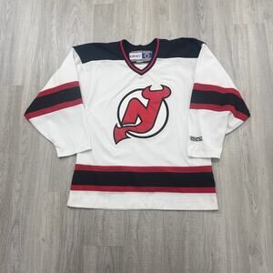 Vintage CCM New Jersey Devils Hockey Jersey Men's Medium White Red NHL 90s